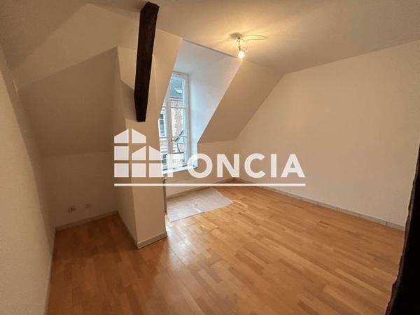 Location Appartement 3 pièces 66.4 m² - 53 RUE DU MOULIN Charleville Mezieres 08000