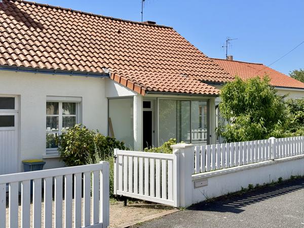 MAISON REZE TROCARDIERE