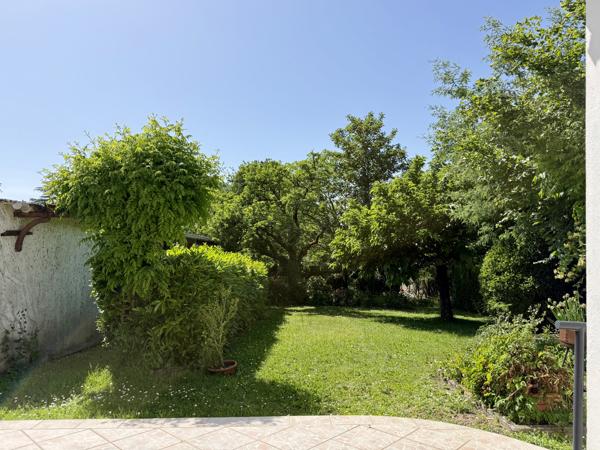 MAISON REZE TROCARDIERE