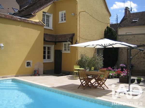 Maison à vendre 9 pièces 205 m² Sens