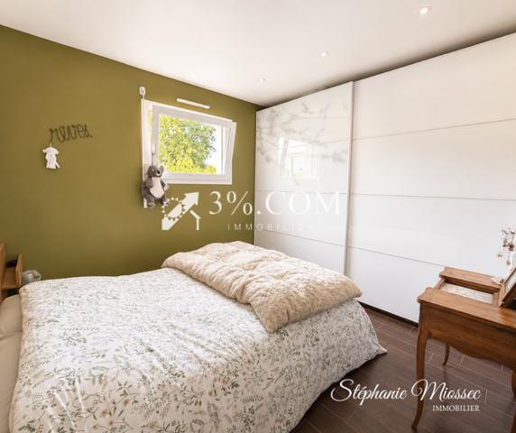 Maison 6 pièce(s) 4 chambre(s) 130 m²