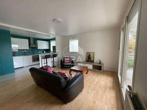 Location F3 meublé -67 m² - Vue lac Villaroy - Centre Guyancourt