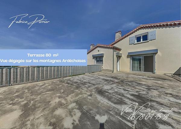 Maison de 328m²  possibilité de 2 logements sur 3 niveaux à Montélimar