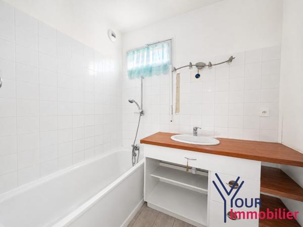 Appartement à vendre, 4 pièces - Bron 69500