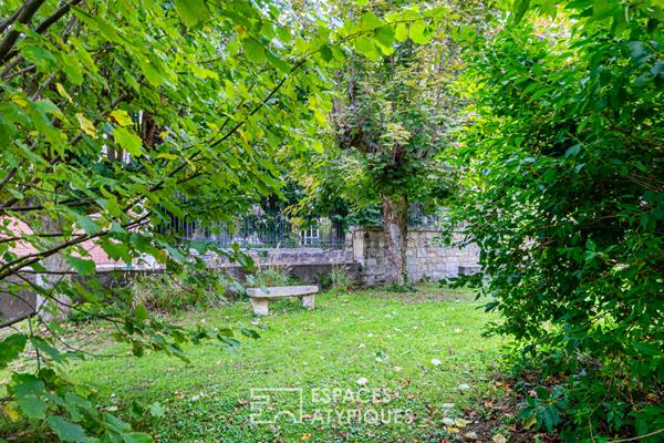 Magnifique duplex et son jardin en plein coeur historique de Pontoise