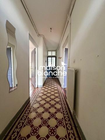 Maison  7 pièce(s) 175 m2