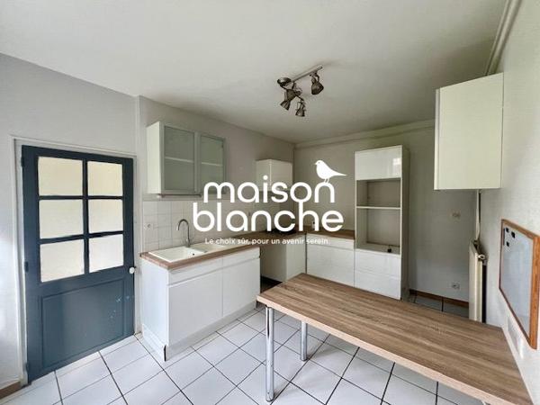 Maison  7 pièce(s) 175 m2