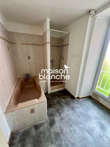 Maison  7 pièce(s) 175 m2