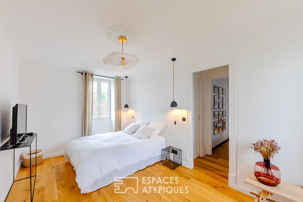 L’Élégance Mansart et son Jardin de pierre ; Coeur Historique de Maule