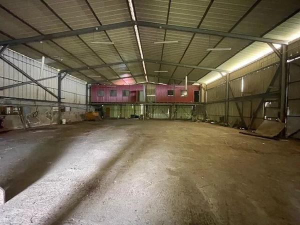 Vente Local commercial 631 m2 à Le Robert