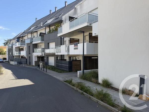 Appartement T2 à vendre  2 pièces - 45,79 m 2   PORNIC  - 44