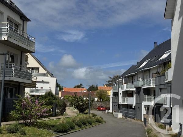 Appartement T2 à vendre  2 pièces - 45,79 m 2   PORNIC  - 44