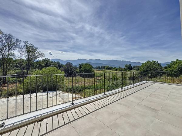 Ghisonaccia (20240) Appartement Neuf Grand T3 à Ghisonaccia