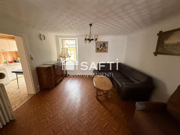 Maison de ville 4 pièces, 2 chambres à rénover