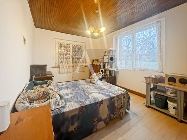 A vendre maison plain-pied, trois chambres.