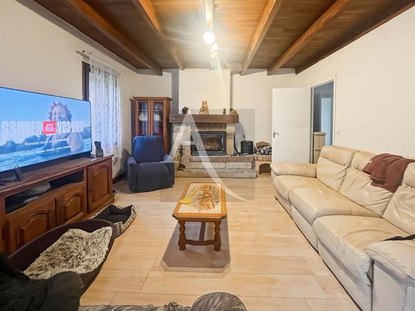 A vendre maison plain-pied, trois chambres.