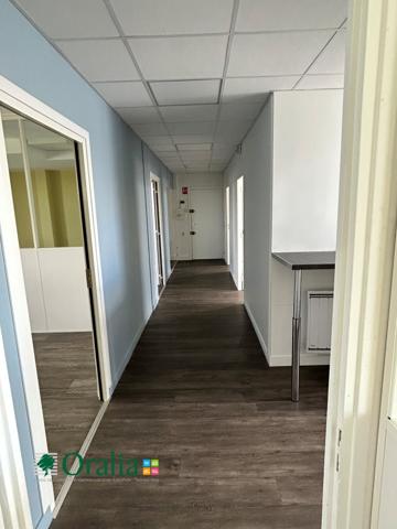 Local commercial · Location Caluire (69300)