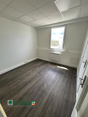 Local commercial · Location Caluire (69300)