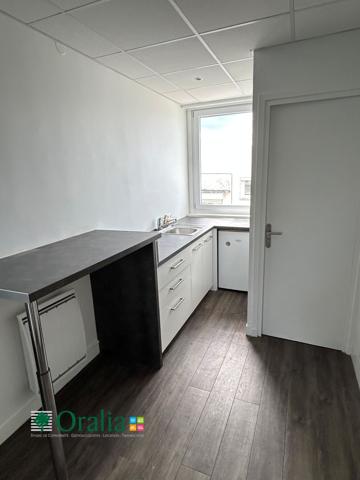 Local commercial · Location Caluire (69300)