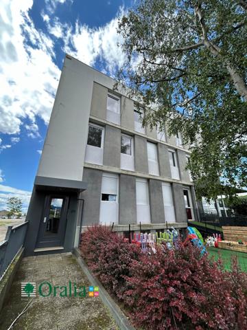 Local commercial · Location Caluire (69300)