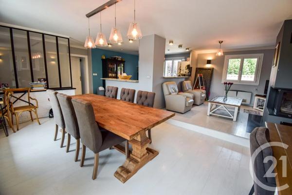 Maison à vendre  9 pièces - 180,34 m 2   MISERIEUX  - 01