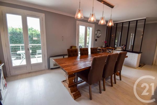 Maison à vendre  9 pièces - 180,34 m 2   MISERIEUX  - 01