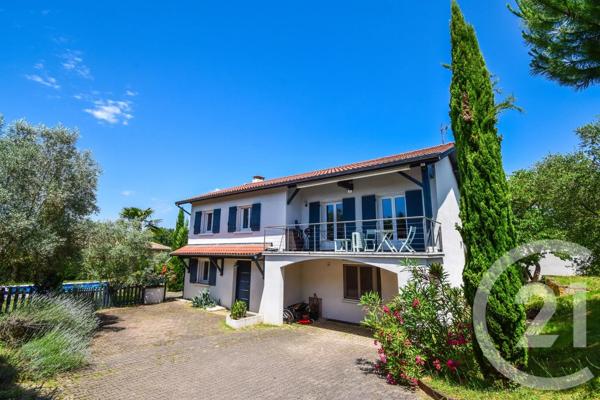 Maison à vendre  9 pièces - 180,34 m 2   MISERIEUX  - 01