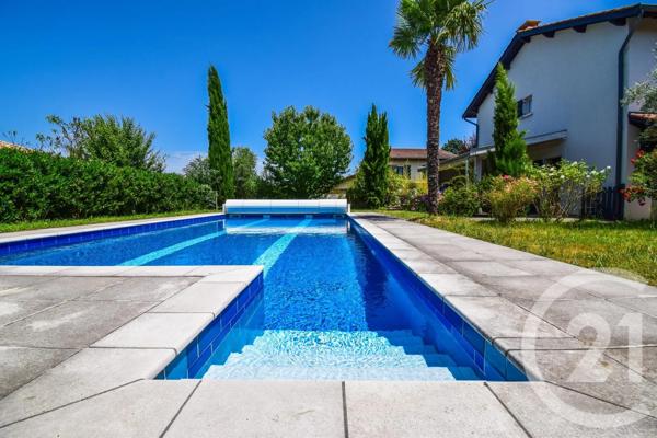 Maison à vendre  9 pièces - 180,34 m 2   MISERIEUX  - 01