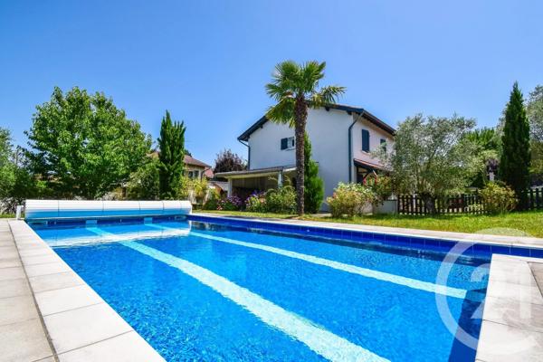 Maison à vendre  9 pièces - 180,34 m 2   MISERIEUX  - 01