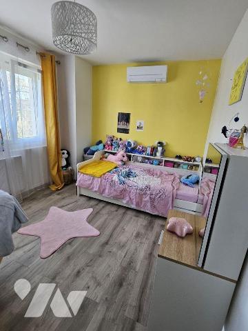 Saint-Memmie - A vendre - Maison familiale de 225 m² entièrement rénovée rare sur le secteur 
...