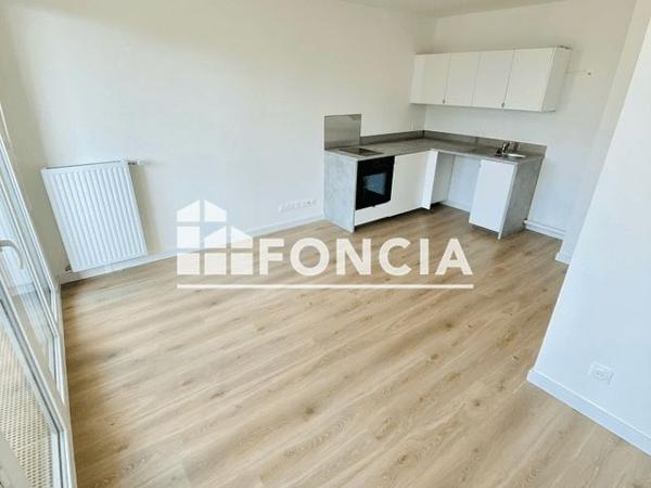 Location Appartement 2 pièces 36.9 m² - VILLA RICHELIEU Livry Gargan 93190