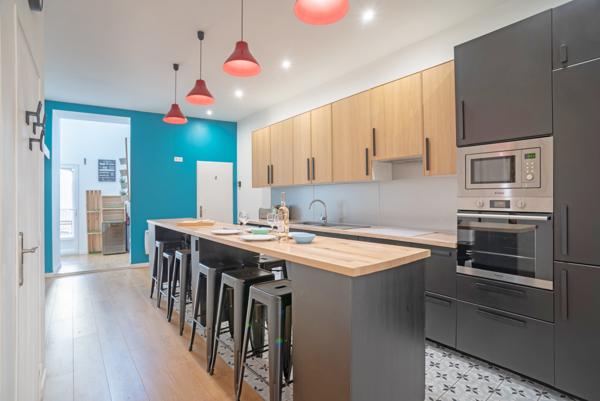 Poitiers (86000) APPARTEMENT 99 M2 RUE GAMBETTA AVEC TERRASSE +JACUZZI ET REVENUS AIRBNB !