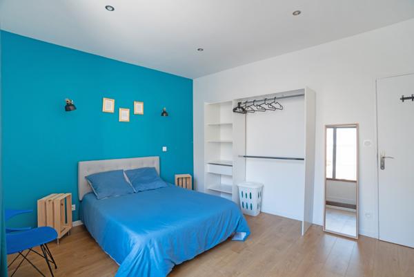 Poitiers (86000) APPARTEMENT 99 M2 RUE GAMBETTA AVEC TERRASSE +JACUZZI ET REVENUS AIRBNB !