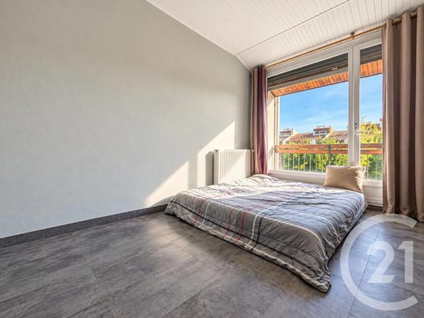 Maison à vendre  6 pièces - 110,95 m 2   VALENCE  - 26