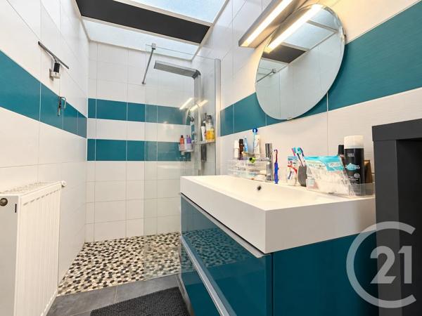 Maison à vendre  6 pièces - 110,95 m 2   VALENCE  - 26