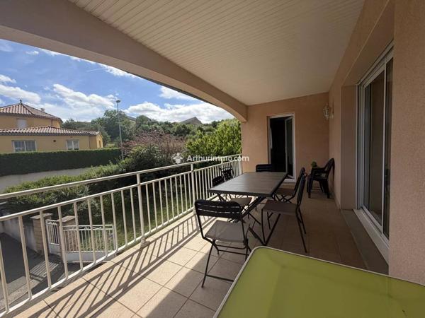 Vente                                                      Maison
                        
                     6 pièces                      184 m2                     à Millau