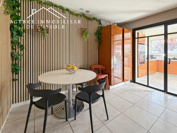 Brignoles (83170) Maison 165m², 4 chambres, piscine, garage. Proche commodités