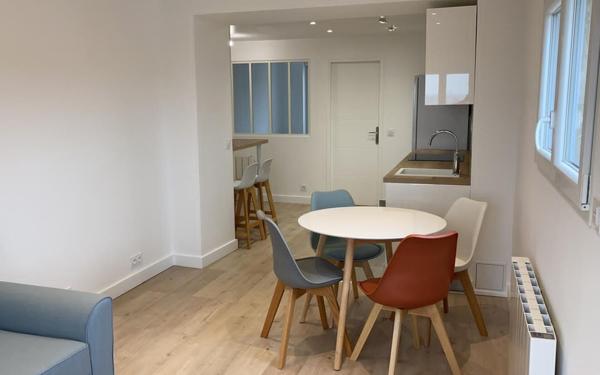 Appartement à louer    2 pièces • 44 m2 Rueil-Malmaison