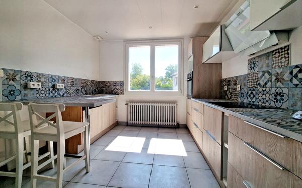 Maison à vendre    6 pièces • 154,17 m2 Villiers-sur-Marne