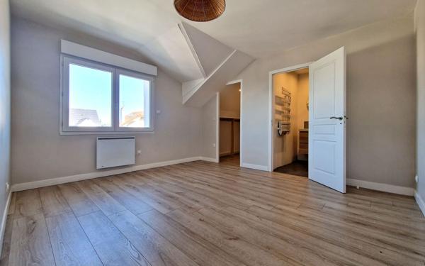 Maison à vendre    6 pièces • 154,17 m2 Villiers-sur-Marne