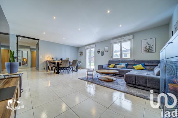 Maison 4 pièces de 131 m² à Hayange (57700)