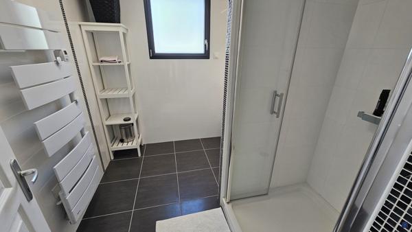 Villa de 169m² avec piscine