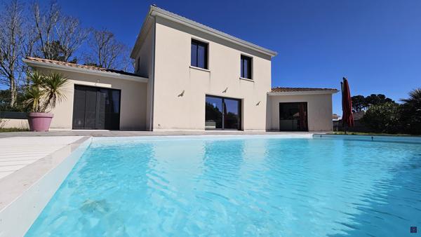 Villa de 169m² avec piscine