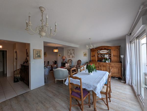 Appartement Bourg En Bresse 5 pièce(s)