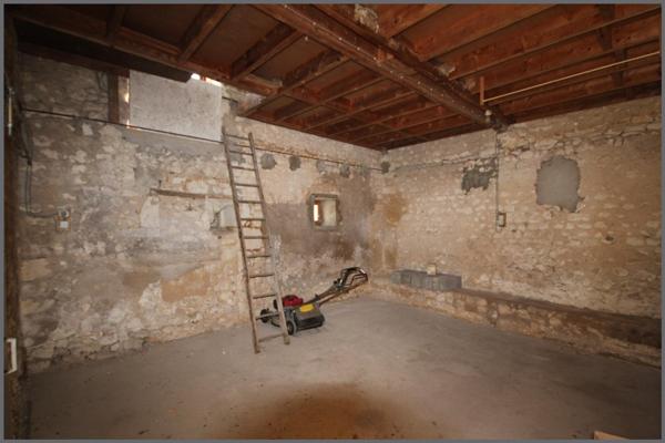 Maison à AUBIGNE-RACAN, 72800 - 4 pièces 130m²