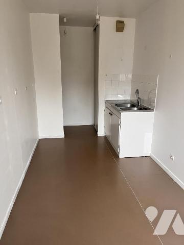 Appartement type 4 avec deux terrasses, cave et garage