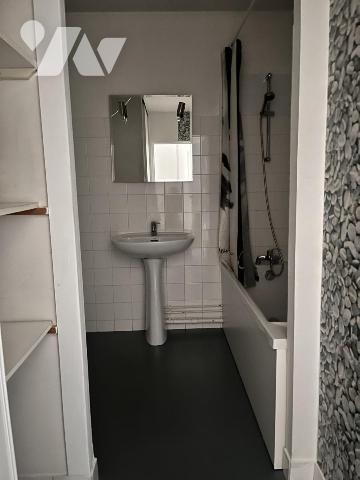 Appartement type 4 avec deux terrasses, cave et garage