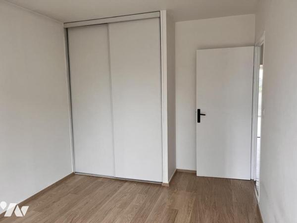 Appartement type 4 avec deux terrasses, cave et garage