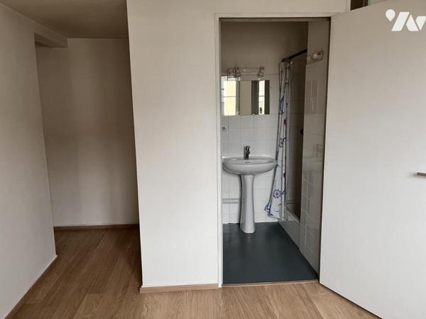 Appartement type 4 avec deux terrasses, cave et garage