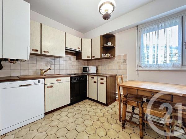 Appartement F4 à vendre  4 pièces - 75,19 m2 SOCHAUX - 25